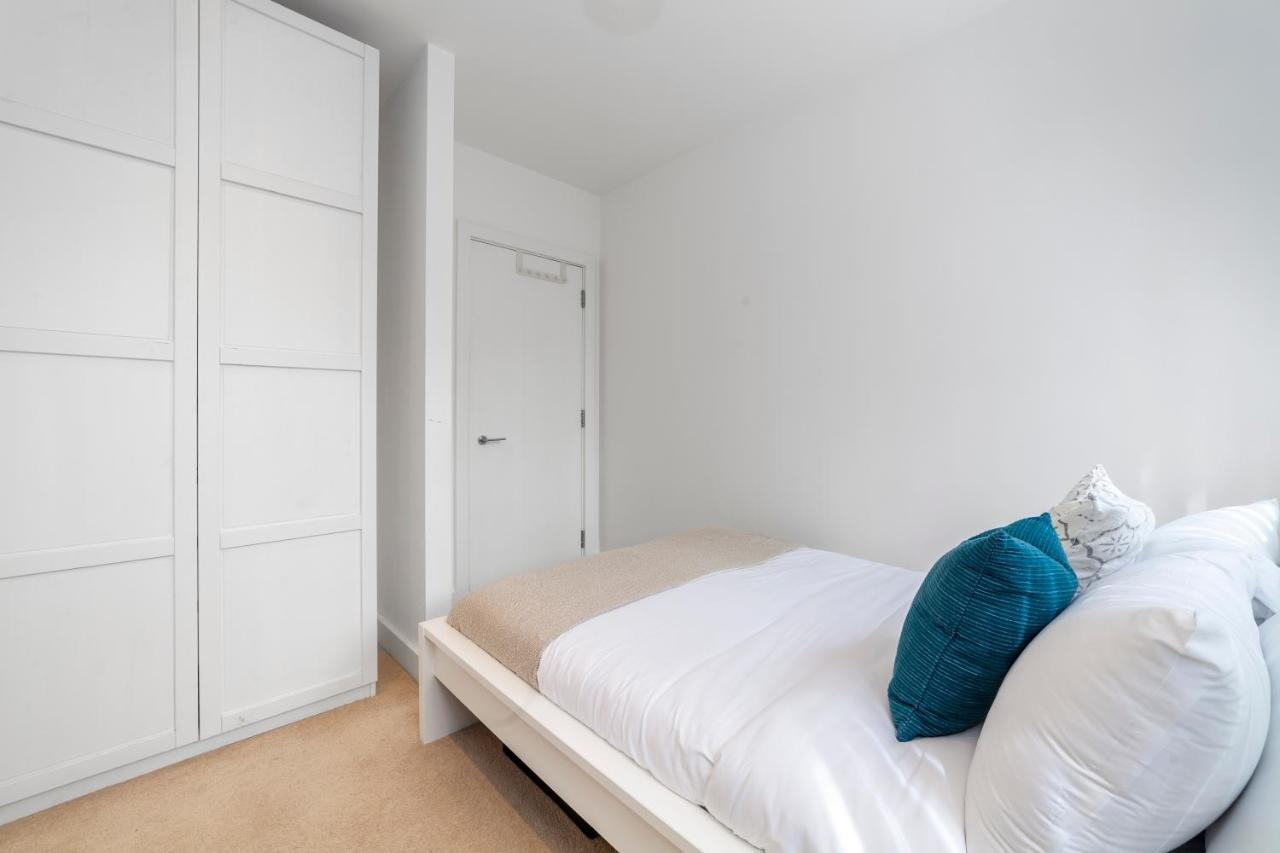 Modern And Bright 2 Bdr Flat In Clapham Common Apartamento Londres Exterior foto